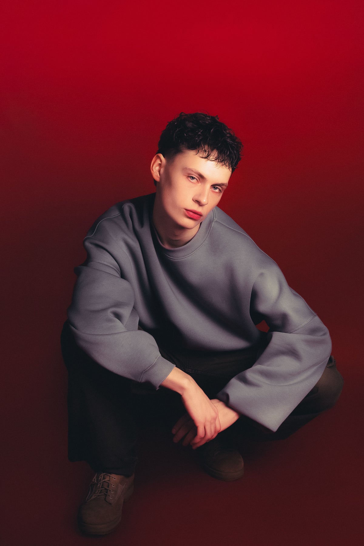 OVERSIZED SWEATSHIRT
